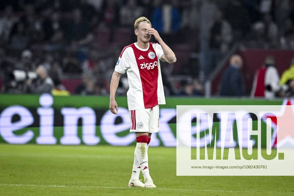 AMSTERDAM - Julian Brandt of Ajax reacts after the 1-3 during the Dutch Eredivisie match between AFC Ajax and PSV Eindhoven at the Johan Cruijff ArenA on September 5, 2026, in Amsterdam, the Netherlands. OLAF KRAAK ANP Eredivisie 2026 27 ANPxSportx IVx 567286080 originalFilename: 567286080