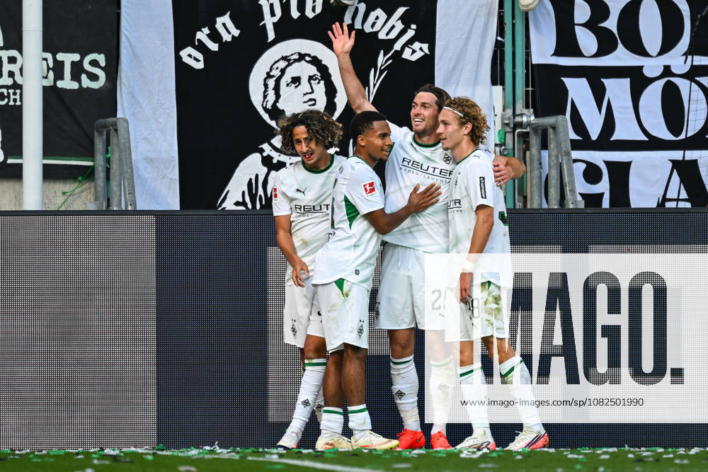 Joe Scally (Moenchengladbach 29) jubelt nach dem Tor zum 3:1 mit der Mannschaft 05.09.2026 ¢ Fussball ¢ Borussia Moenchengladbach vs SV Elversberg, Borussia-Park, Moenchengladbach, DFB DFL REGULATIONS PROHIBIT ANY USE OF PHOTOGRAPHS AS IMAGE SEQUENCES AND OR QUASI-VIDEO NRW Germany