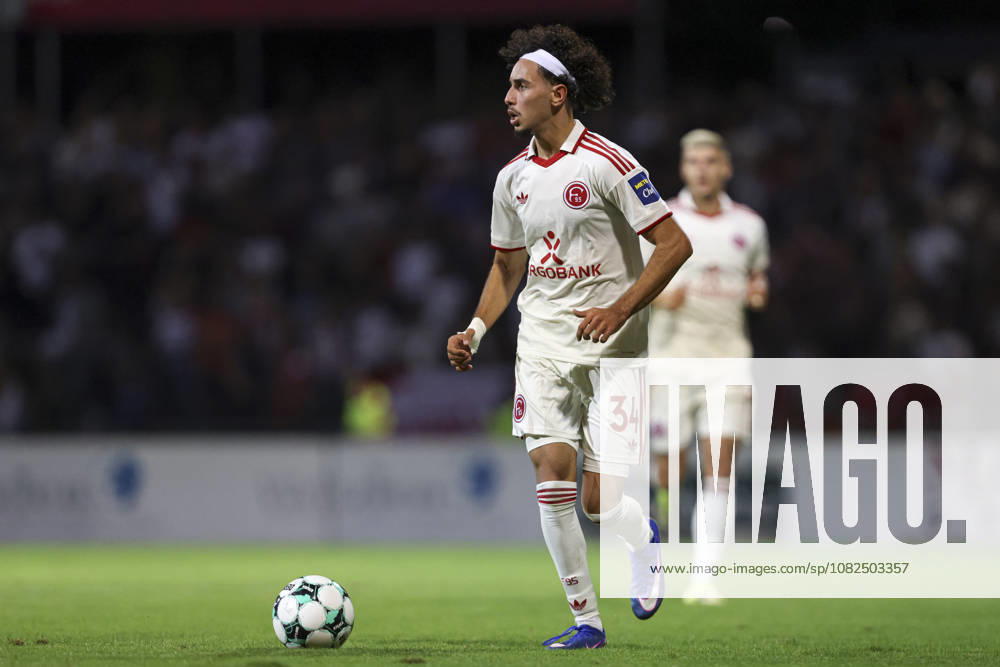 Anas Slimani (Fortuna Duesseldorf) in Aktion, am Ball, Einzelaktion waehrend des Spiels der 3. Liga zwischen SC Fortuna Koeln und Fortuna Duesseldorf, Suedstadion am 06. September 2026 in Koeln, Deutschland. (Foto von Oliver Kaelke DeFodi Images) +++ Anas Slimani (Fortuna Duesseldorf) controls the ball during the 3. Liga match between SC Fortuna Koeln and Fortuna Duesseldorf at Suedstadion on September 6, 2026 in Cologne, Germany. (Photo by Oliver Kaelke DeFodi Images) DFB DFL REGULATIONS PROHIBIT ANY USE OF PHOTOGRAPHS AS IMAGE SEQUENCES AND OR QUASI-VIDEO. (Photo by Oliver Kaelke DeFodi Images) -