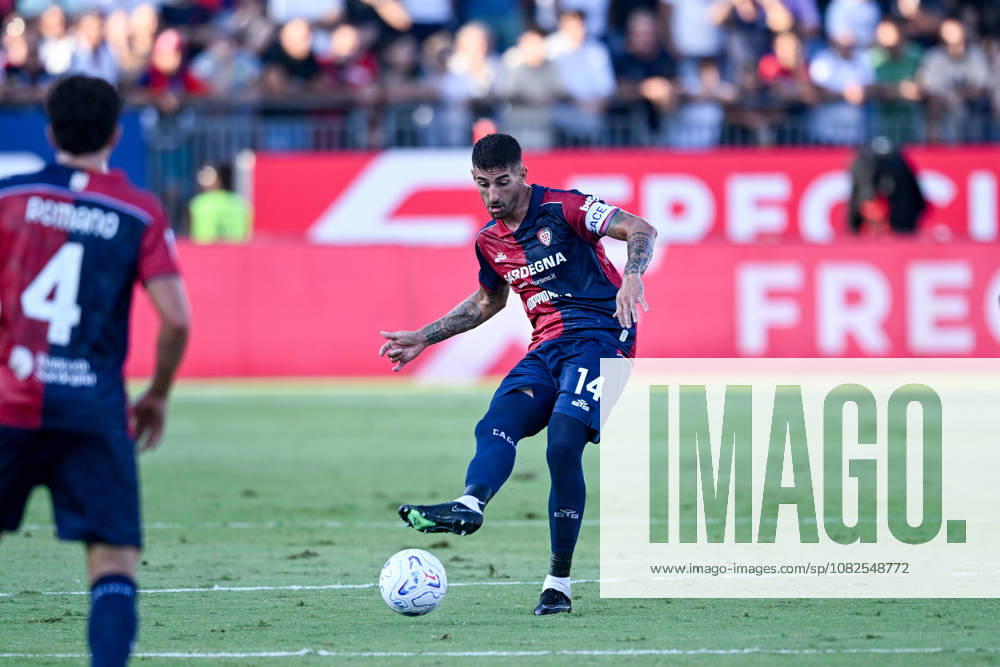 Cagliari s Alessandro Deiola in action during the Serie A soccer match between Cagliari Calcio and Lecce at the Unipol Domus in Cagliari, Sardinia - Monday 7th september 2026. - Soccer