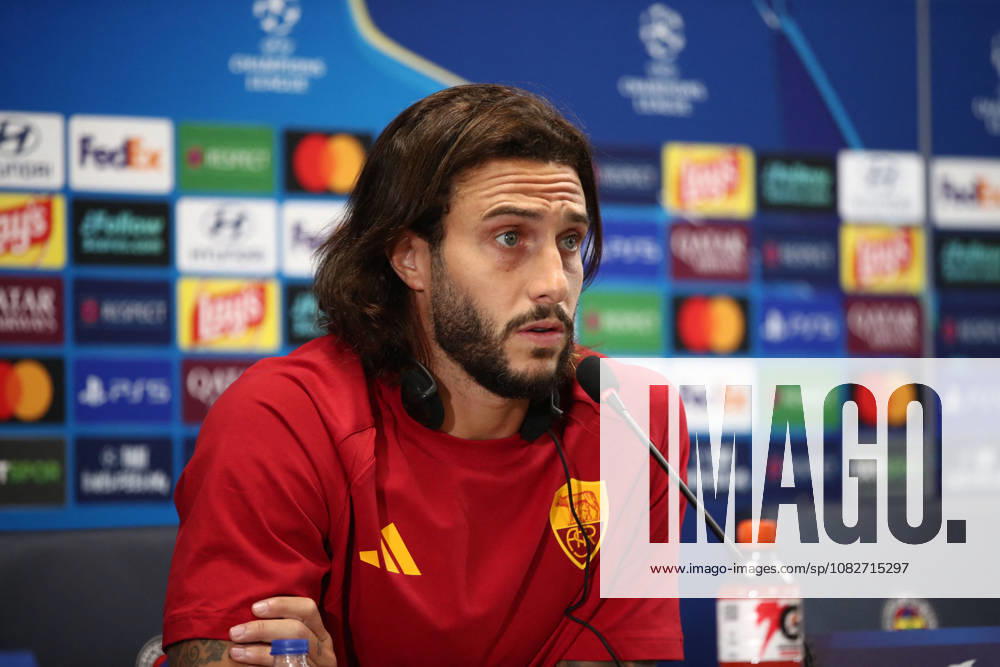 SOCCER - UEFA Champions League - AS Roma - press conference, PK, Pressekonferenz Photo by IPA ABACAPRESS.COM88325041 - September 9, 2026 Champions League: Press Conference and Roma Training Sessions in Istanbul. Pictured: Hermoso (Photo by Gino Mancini) Istanbul Turkey
