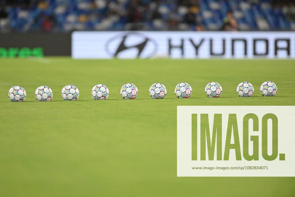 IPA88369068 - The ball of the match during the UEFA Champions League soccer match between Napoli and Arsenal at the Maradona Stadium on September 9, 2026, in Naples, Campania. During the SSC Napoli vs. Arsenal FC UEFA Champions League soccer match in Naples, Italy, on September 9, 2026