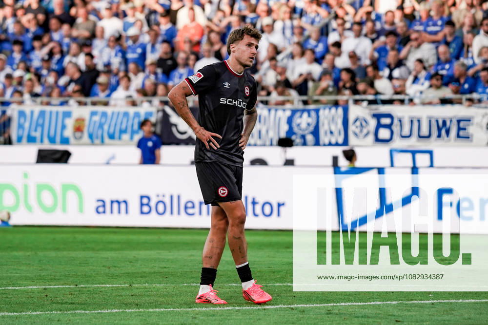 Deutschland: Fussball Saison 2026 2027 , 2. Bundesliga , 5. Spieltag , SV Darmstadt 98 vs. Arminia Bielefeld - Merck-Stadion am Böllenfalltor (Darmstadt) : Joel Grodowski (Arminia Bielefeld, 11) Darmstadt Merck-Stadion am Böllenfalltor Deutschland Germany