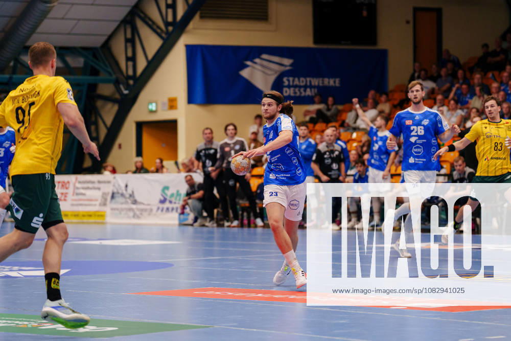 2. Handball-Bundesliga - 3. Spieltag: Dessau-Roßlauer HV 06 - VfL Eintracht Hagen Mika Schüler (Dessau-Roßlauer HV 06, 23) beim Gegenstoß am 11.09.2026 in der Anhalt-Arena, Dessau-Roßlau (Sachsen-Anhalt) Dessau-Roßlau Anhalt-Arena Sachsen-Anhalt Deutschland