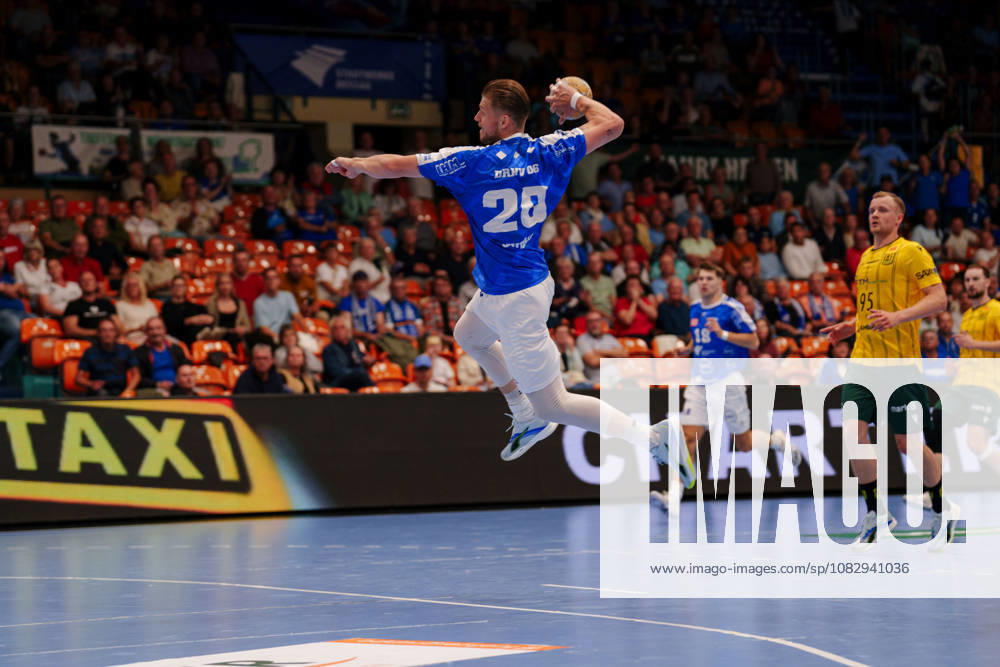 2. Handball-Bundesliga - 3. Spieltag: Dessau-Roßlauer HV 06 - VfL Eintracht Hagen Leon Ciudad Benitez (Dessau-Roßlauer HV 06, 20) beim Sprungwurf am 11.09.2026 in der Anhalt-Arena, Dessau-Roßlau (Sachsen-Anhalt) Dessau-Roßlau Anhalt-Arena Sachsen-Anhalt Deutschland