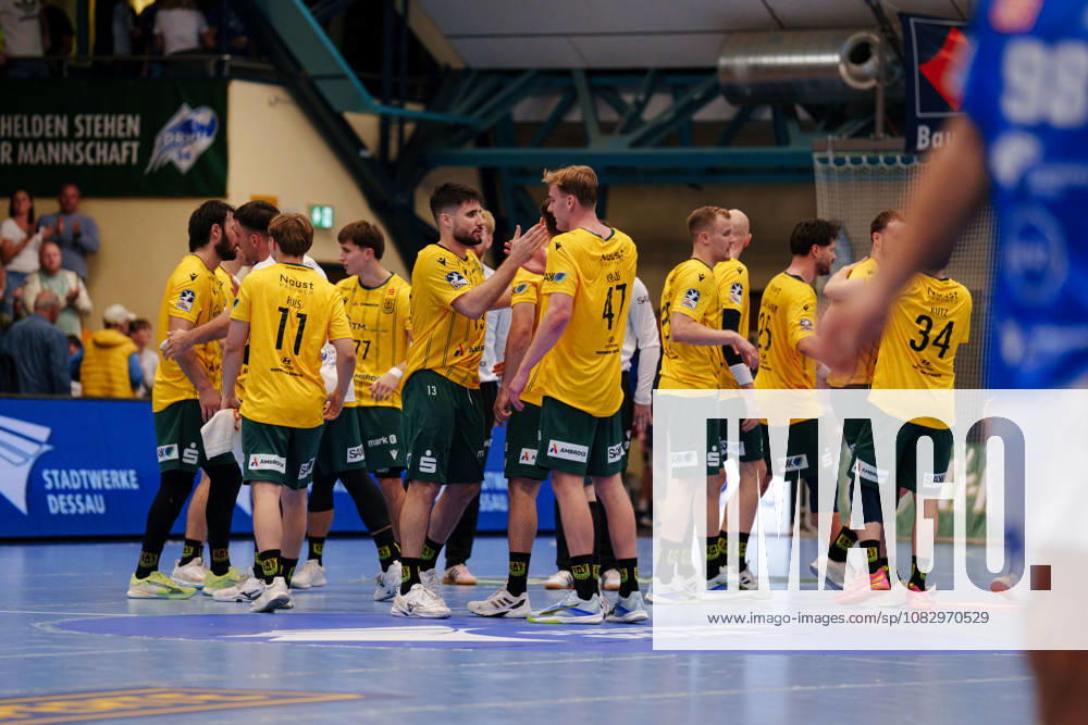 2. Handball-Bundesliga - 3. Spieltag: Dessau-Roßlauer HV 06 - VfL Eintracht Hagen Jubel nach dem Sieg der VfL Eintracht Hagen am 11.09.2026 in der Anhalt-Arena, Dessau-Roßlau (Sachsen-Anhalt) Dessau-Roßlau Anhalt-Arena Sachsen-Anhalt Deutschland