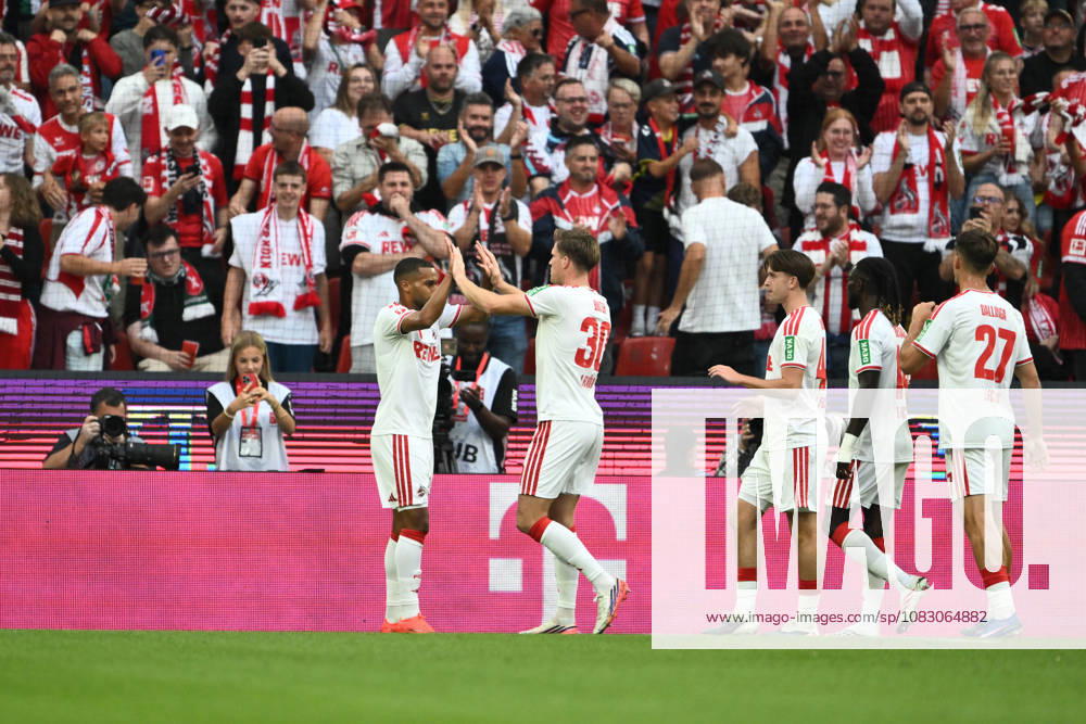 GER, Fussball, Herren, 1. Bundesliga, Saison 2026 2027, 3. Spieltag, 1. FC Köln vs. SV Werder Bremen Linton Maina ( FC Köln, 37 ), Marius Bülter ( FC Köln, 30 ), Thijs Dallinga ( FC Köln, 27 ) und Team jubeln über das Tor zum 1:0, DFB DFL regulations prohibit any use of photographs as image sequences and or quasi-video Köln Rhein-Energie Stadion NRW Deutschland