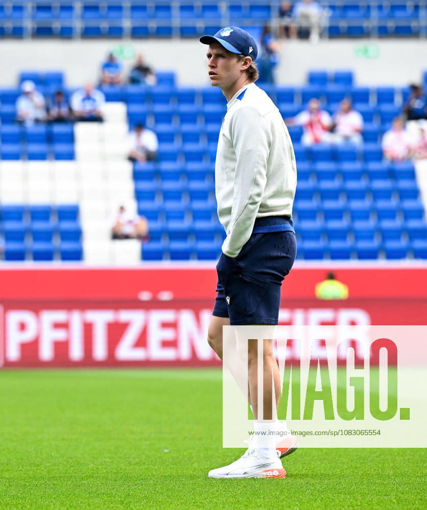 SNP Arena, Sinsheim, GER, 1.FBL, TSG Hoffenheim vs VfB Stuttgart , Patrick Wimmer (Hoffenheim) DFL regulations prohibit any use of photographs as image sequences and or quasi-video. (Photo by Hasan Bratic DeFodi Images) -