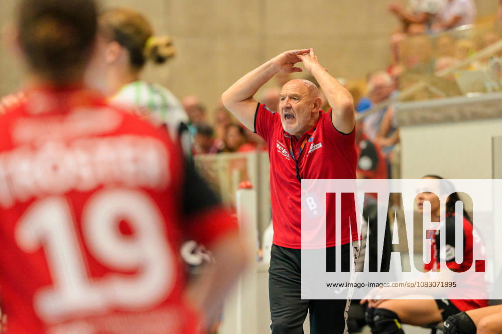 Herbert Mueller (Thueringer HC, Trainer) GER, Thueringer HC gegen FRISCH AUF Göppingen, Handball, Alsco Handball Bundesliga Frauen, Saison 2026 2027, 3. Spieltag, Samstag, 18.00 Uhr, 12.09.2026 GER, Thueringer HC gegen FRISCH AUF Göppingen, Handball, Alsco Handball Bundesliga Frauen, Saison 2026 2027, 3. Spieltag, Samstag, 18.00 Uhr, 12.09.2026 Bad Langensalza