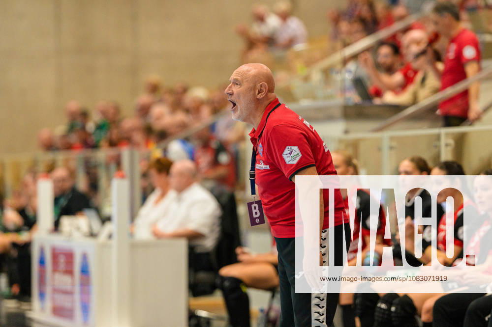 Herbert Mueller (Thueringer HC, Trainer) GER, Thueringer HC gegen FRISCH AUF Göppingen, Handball, Alsco Handball Bundesliga Frauen, Saison 2026 2027, 3. Spieltag, Samstag, 18.00 Uhr, 12.09.2026 GER, Thueringer HC gegen FRISCH AUF Göppingen, Handball, Alsco Handball Bundesliga Frauen, Saison 2026 2027, 3. Spieltag, Samstag, 18.00 Uhr, 12.09.2026 Bad Langensalza