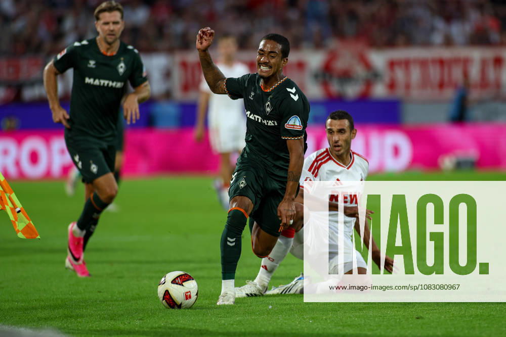 GER, Fussball, Herren, Bundesliga , 1. Bundesliga, Saison 2026 2027, 1. FC Köln - SV Werder Bremen Arthur (SVW) und Ellyes Skhiri (KOE) im Kampf um den Ball