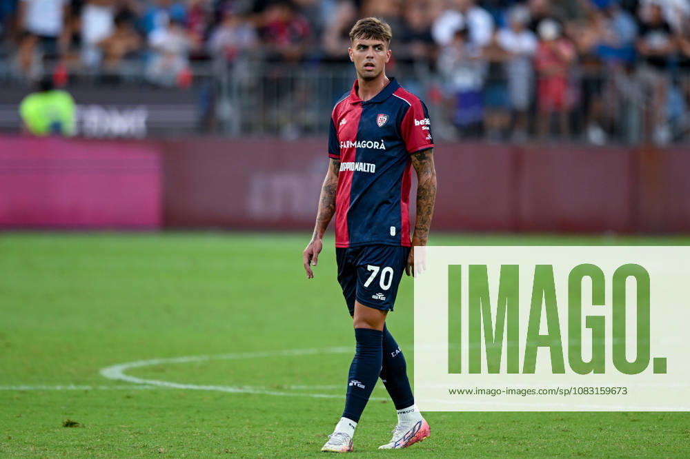 Cagliari s Daniel Maldini in action during the Coppa Italia Frecciarossa soccer match between Cagliari Calcio and Arezzo at the Unipol Domus in Cagliari, Sardinia - Friday 14th august 2026. - Soccer