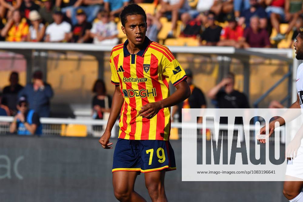 US Lecce s Defensive Midfielder Oumar Ngom (79 US Lecce) in action during the Serie A Enilive matchday 4 match between US Lecce and AC Monza at the Stadio Via del Mare in Lecce, Italy, Sunday, September 13, 2026. (Credit Image: Giovanni Evangelista LaPresse)