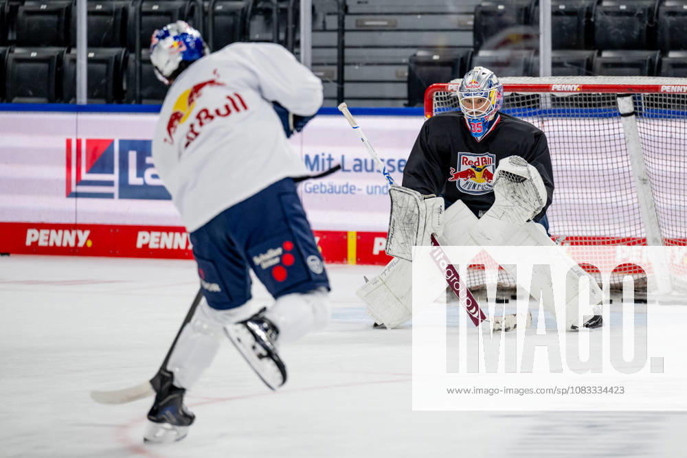 Mathias Niederberger (Torwart, EHC Red Bull Muenchen, 35) GER, EHC Red Bull Muenchen, Eishockey, Trainingssession vor dem DEL-Saisonstart, 14.09.2026. Foto: HMB Media Heike Feiner
