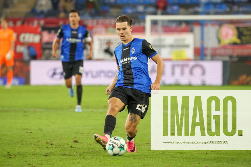 Diego Michel (SV Waldhof Mannheim, 28) Fussball: 3. Liga, 6. Spieltag, SV Waldhof Mannheim vs. Rot-Weiss Essen am 16.09.2026 in Mannheim (Carl-Benz-Stadion), Deutschland Mannheim Carl-Benz-Stadion Deutschland