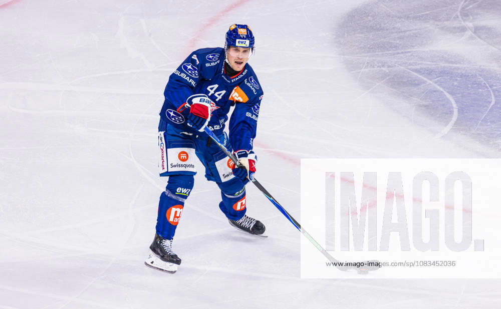 Ice hockey, Eishockey National League Regular Season - ZSC Lions vs. SC Ber Zurich, Switzerland, 15th Sep 2026: 44 Mikko Lehtonen, defender ZSC Lions with the puck.