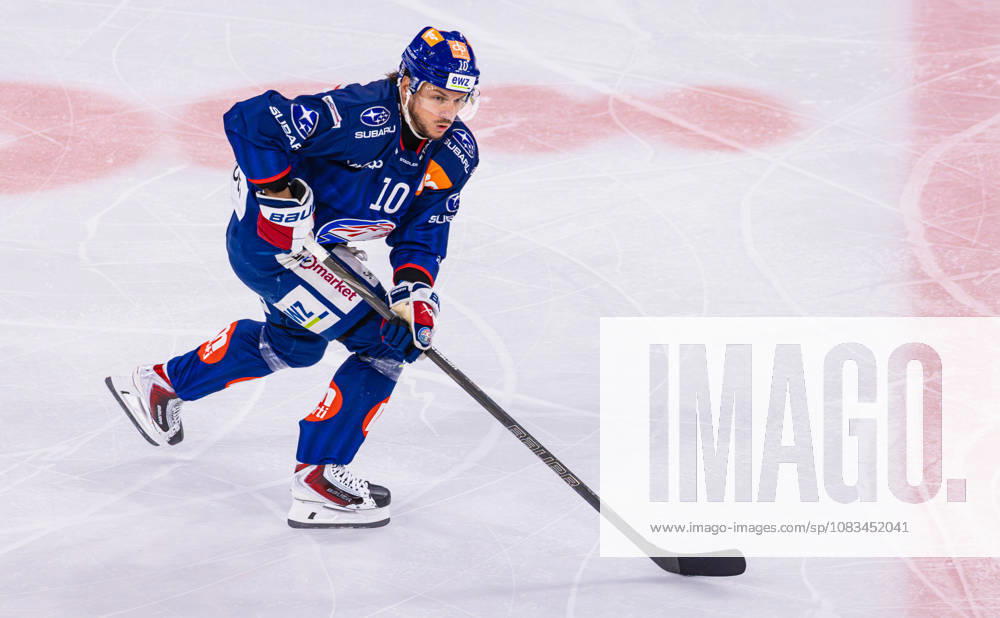Ice hockey, Eishockey National League Regular Season - ZSC Lions vs. SC Ber Zurich, Switzerland, 15th Sep 2026: 10 Sven Andrighetto, forward ZSC Lions with the puck.