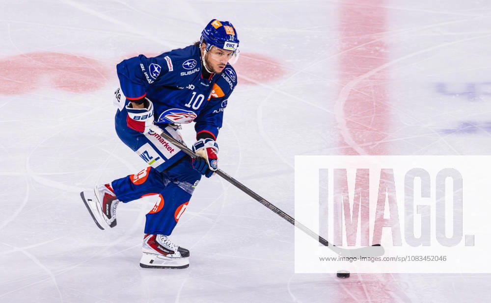 Ice hockey, Eishockey National League Regular Season - ZSC Lions vs. SC Ber Zurich, Switzerland, 15th Sep 2026: 10 Sven Andrighetto, forward ZSC Lions with the puck.