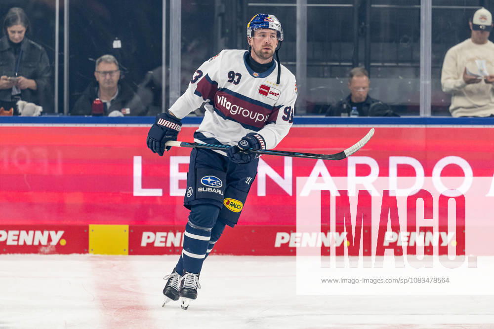 Maximilian Kastner (EHC Red Bull Muenchen, 93) beim Warmup GER, EHC Red Bull Muenchen vs. Adler Mannheim, Eishockey, DEL, Saison 2026 2027, 1. Spieltag, 18.09.2026. Foto: HMB Media Heike Feiner