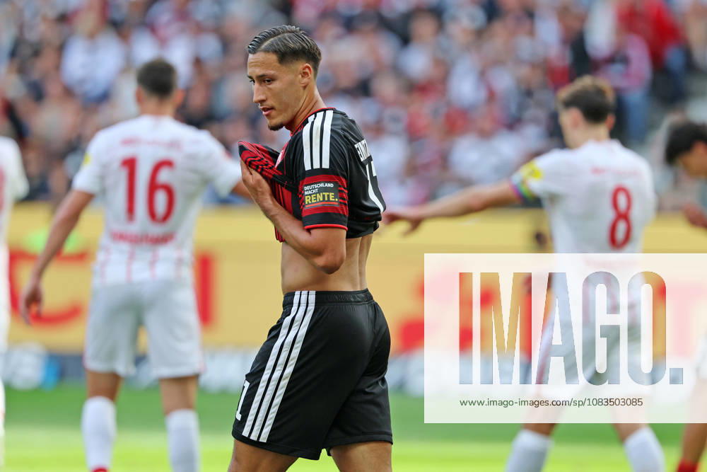Younes Ebnoutalib (Eintracht Frankfurt , Nr. 11) , Eintracht Frankfurt - SC Freiburg, Bundesliga, BL, Saison 2026 2027, 4. Spiel, 19.09.2026, Frankfurt Deutsche Bank Park Deutschland