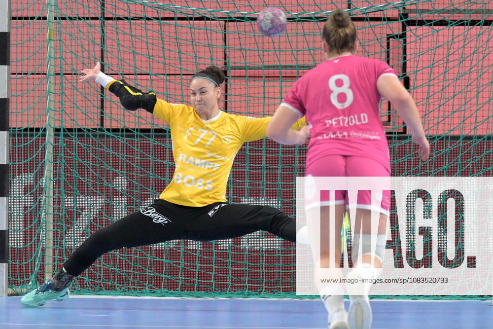 Sara Suba (TusSies Metzingen, 77) im Tor TusSies Metzingen vs. Thueringer HC , Handball, Alsco HBF, 04..Ligaspieltag, Saison 2026 2027, 19.09.2026 TusSies Metzingen vs. Thueringer HC , Handball, Alsco HBF, 04..Ligaspieltag, Saison 2026 2027, 19.09.2026 Tuebingen