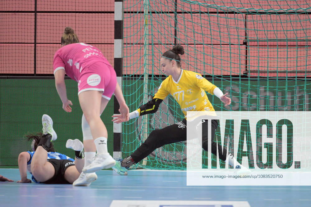 Sara Suba (TusSies Metzingen, 77) im Tor TusSies Metzingen vs. Thueringer HC , Handball, Alsco HBF, 04..Ligaspieltag, Saison 2026 2027, 19.09.2026 TusSies Metzingen vs. Thueringer HC , Handball, Alsco HBF, 04..Ligaspieltag, Saison 2026 2027, 19.09.2026 Tuebingen