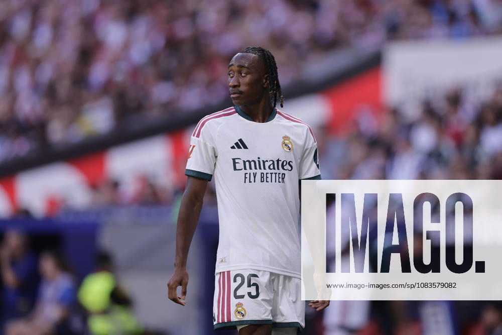 Yan Diomande (Real Madrid CF) looks on during the LaLiga EA Sports match between Club AtlÃ tico de Madrid and Real Madrid CF at Riyadh Air Metropolitano on September 20, 2026 in Madrid, Spain. (Photo by Manu Reino DeFodi Images) -