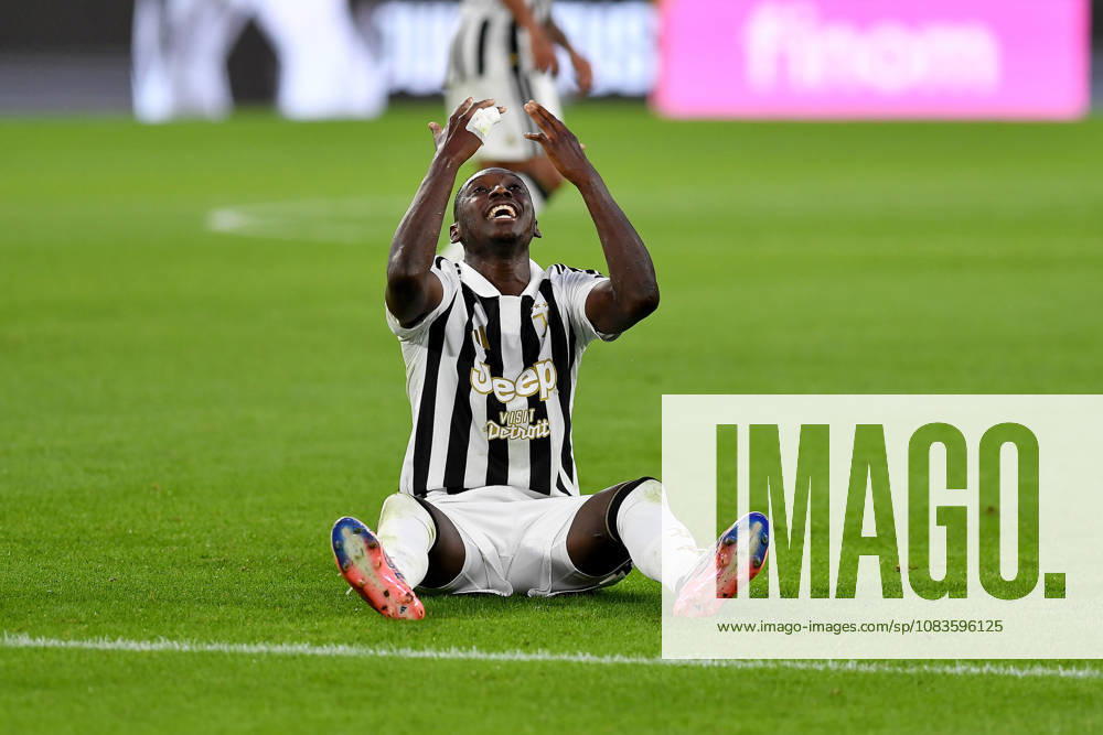 IPA88772251 - Randal Kolo Muani of Juventus FC during the 2026 27 Serie A match between Juventus FC and Atalanta BC at Allianz Stadium on September 20, 2026, in Turin, Italy — Photo by Giuliano Marchisciano