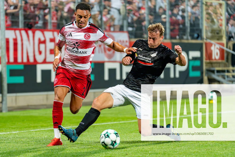 Steven van der Sloot (Fortuna Düsseldorf, 02) im Zweikampf mit Danny Alkenbach (Schwarz-Weiss 09 36 Oberhausen-Alstaden, 07) Fortuna Duesseldorf vs. Schwarz-Weiss Alstaden, Fussball, Niederrheinpokal, 2.Runde, Saison 2026 27, 23.09.2026, DFL REGULATIONS PROHIBIT ANY USE OF PHOTOGRAPHS AS IMAGE SEQUENCES AND OR QUASI-VIDEO, Fortuna Duesseldorf vs. Schwarz-Weiss Alstaden, Fussball, Niederrheinpokal, 2.Runde, Saison 2026 27, 23.09.2026 Düsseldorf