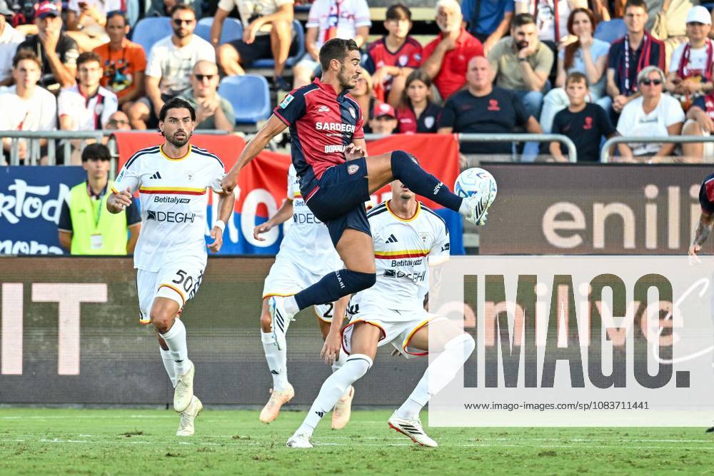 IPA88905218 - Harry Winks of Cagliari Calcio during the Cagliari Calcio vs. US Lecce Italian Serie A soccer match in Cagliari, Italy, on September 7, 2026