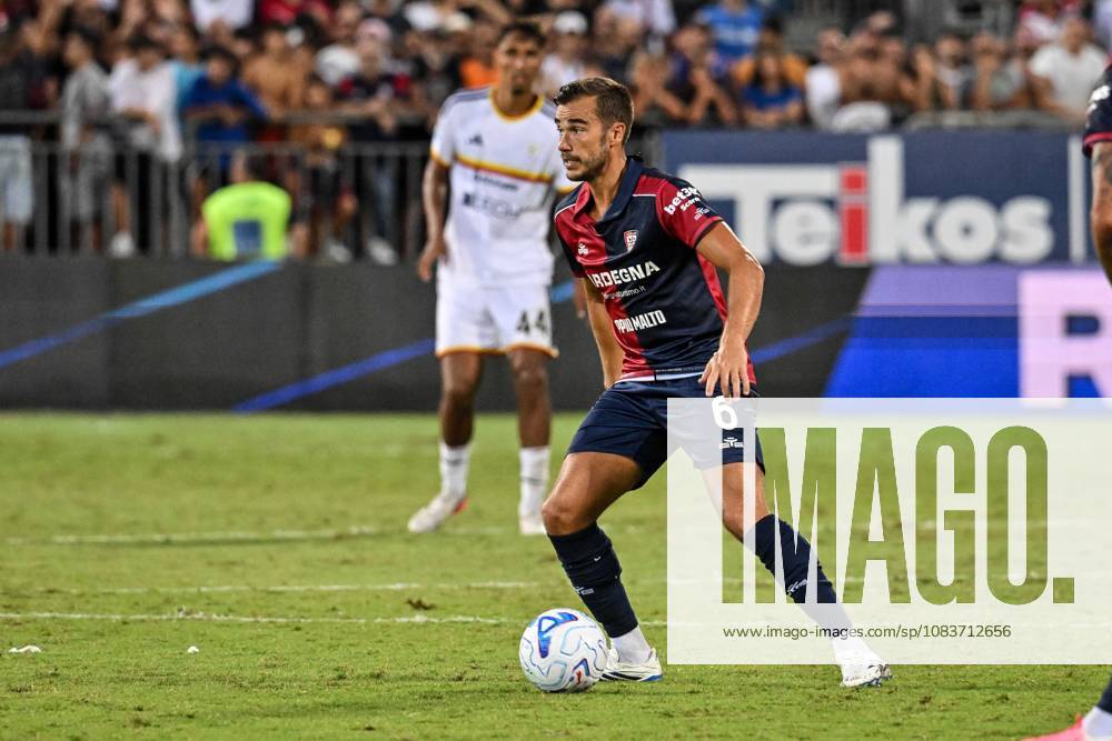 IPA88905568 - Harry Winks of Cagliari Calcio during the Cagliari Calcio vs. US Lecce Italian Serie A soccer match in Cagliari, Italy, on September 7, 2026