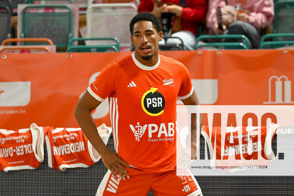 Armaan Franklin (RASTA Vechta, 04) RASTA Vechta vs. Bamberg Baskets, easyCredit Basketball Bundesliga, 2. Spieltag, Saison 2026 2027, 24.09.2026, RASTA Vechta vs. Bamberg Baskets, easyCredit Basketball Bundesliga, 2. Spieltag, Saison 2026 2027, 24.09.2026 Vechta