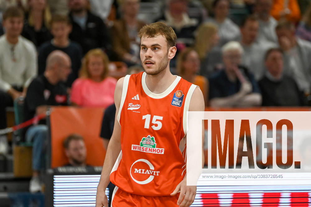 Linus Trettin (RASTA Vechta, 15) RASTA Vechta vs. Bamberg Baskets, easyCredit Basketball Bundesliga, 2. Spieltag, Saison 2026 2027, 24.09.2026, RASTA Vechta vs. Bamberg Baskets, easyCredit Basketball Bundesliga, 2. Spieltag, Saison 2026 2027, 24.09.2026 Vechta