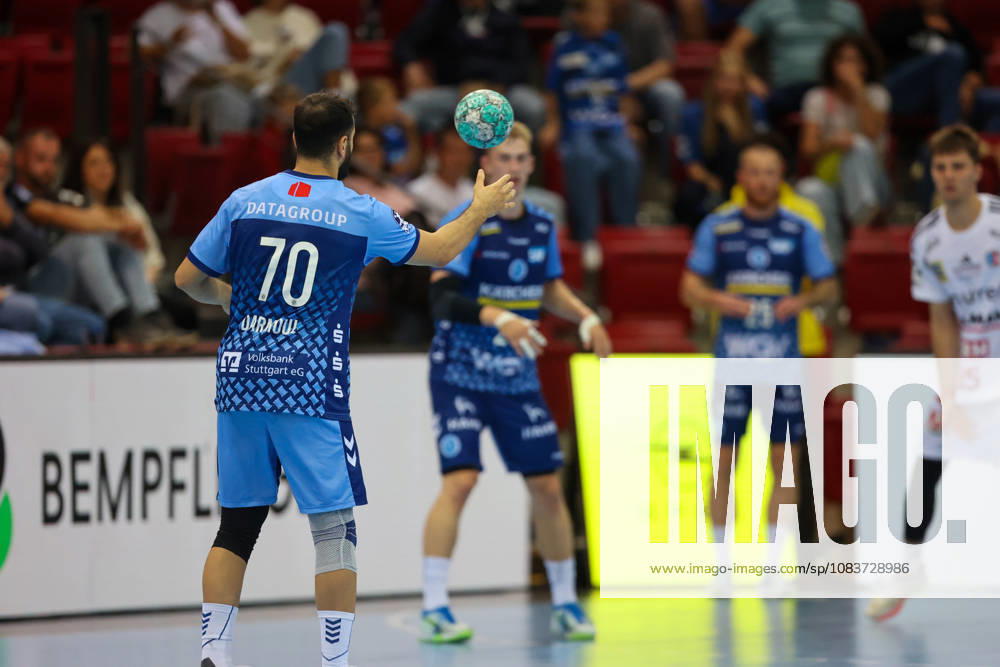 Mohamed Darmoul (TVB Stuttgart, 70) spielt einen Pass GER, TVB Stuttgart vs. HC Erlangen, Handball, DHB-Pokal, 2. Spieltag, Spielzeit 2026 2027, 24.09.2026 GER, TVB Stuttgart vs. HC Erlangen, Handball, DHB-Pokal, 2. Spieltag, Spielzeit 2026 2027, 24.09.2026 Stuttgart