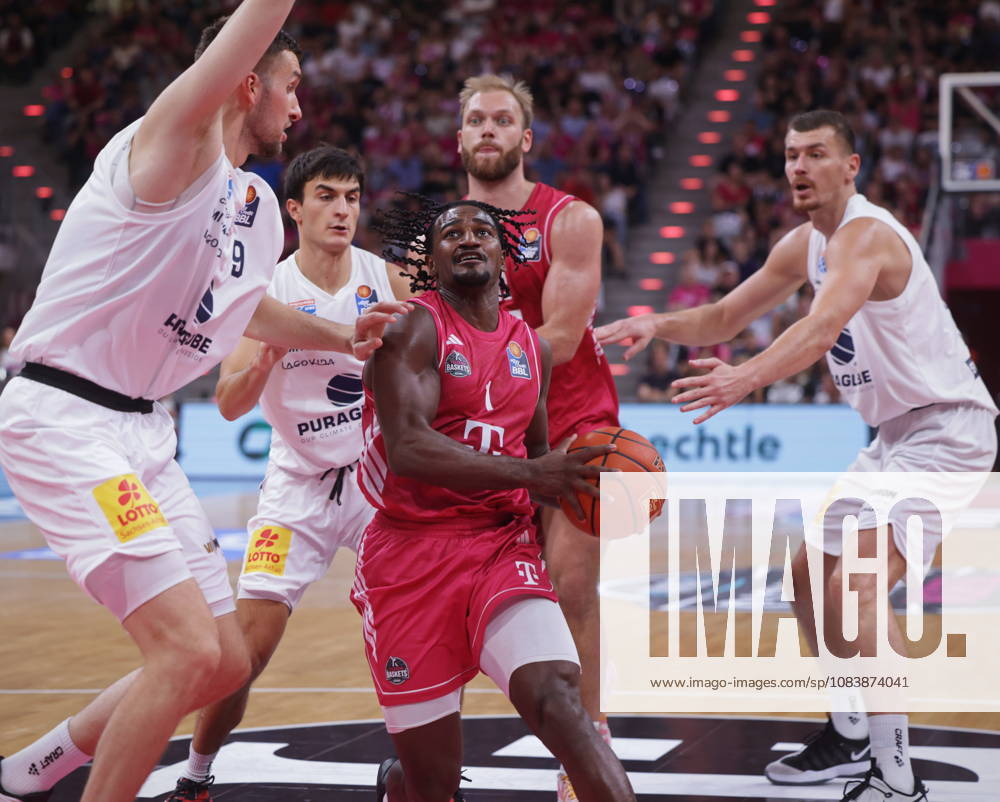 John-Michael Wright Telekom Baskets Bonn vs. SYNTAINICS MBC 3.Spieltag - Saison 2026 27