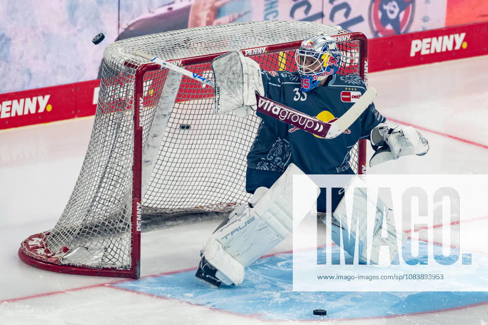 Mathias Niederberger (Torwart, EHC Red Bull Muenchen, 35) beim Warmup GER, EHC Red Bull Muenchen vs. Loewen Frankfurt Eishockey, DEL, Saison 2026 2027, 4. Spieltag, 27.09.2026. Foto: HMB Media Franz Feiner