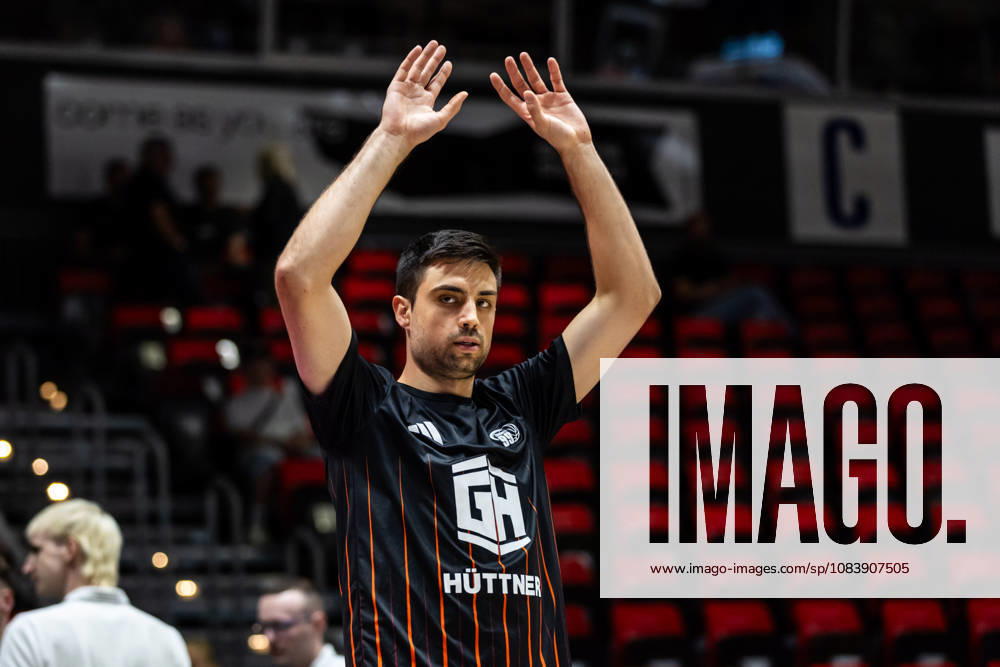 GER, BBL, easyCredit Basketball Bundesliga, Chemnitz, Niners Chemnitz - Phoenix Hagen Mateo Å erić (Niners Chemnitz, 21) bei der Erwärmung Chemnitz Messe Chemnitz Sachsen Deutschland