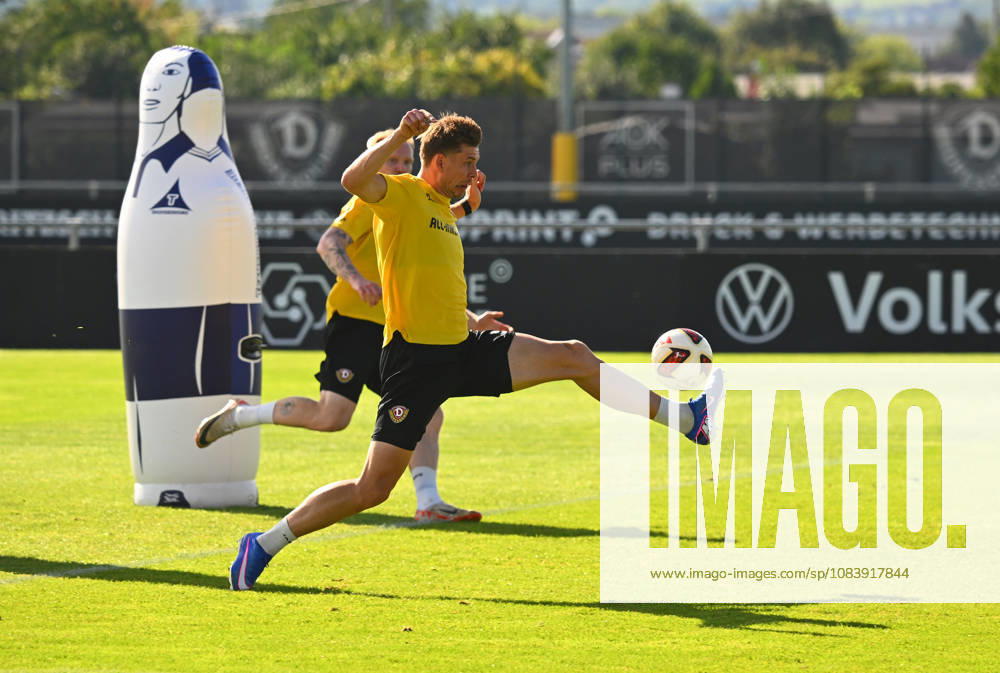 Alexander Rossipal, SG Dynamo Dresden, Training, Fußball, Fussball, 2. Bundesliga, Zweite Liga, Saison 2026 2027, AOK PLUS Walter-Fritzsch-Akademie, Messering 18, Dresden, Ostragehege, 15.09.2026,