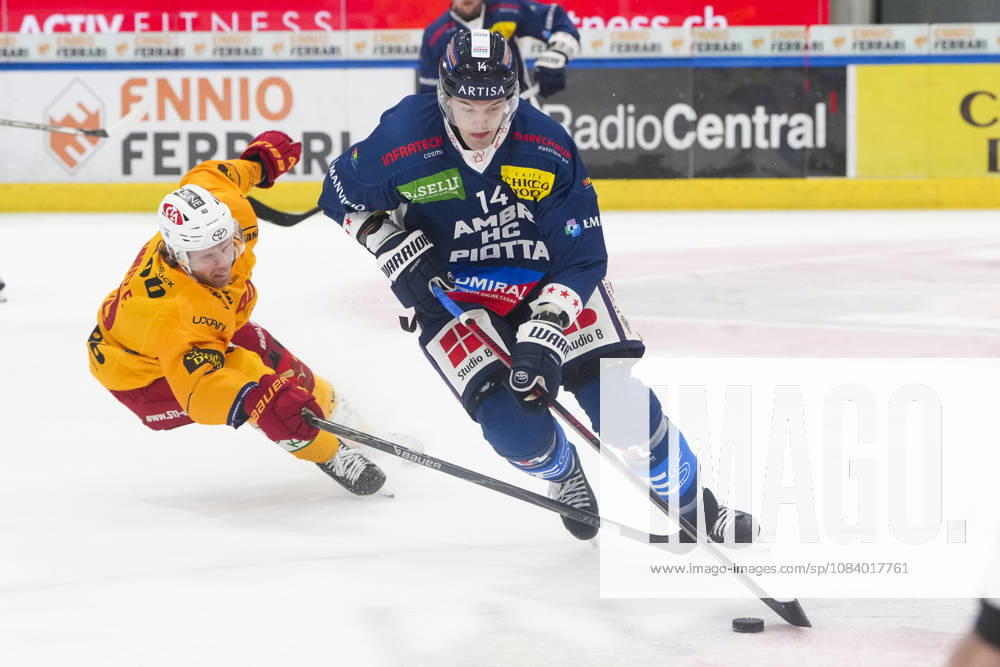 Quinto, Gottardo Arena, NL: HC AmbrÃ¬-Piotta v SCL Tigers: 14 William Worge Kreu (Ambri) chased by 40 Flavio Schmutz (Tigers) Quinto Gottardo Arena Ticino Switzerland