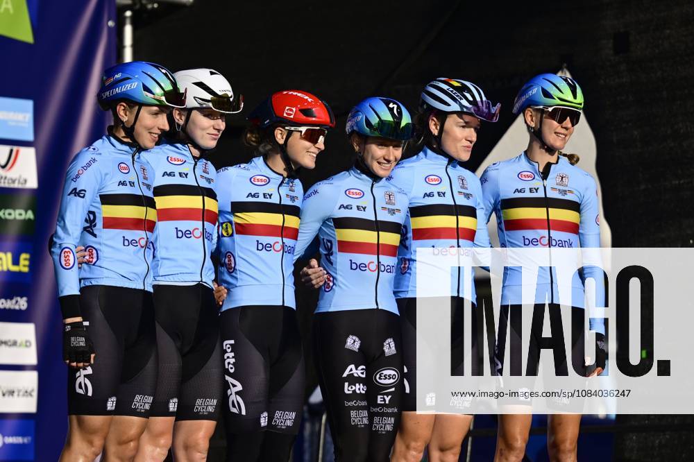 UEC 2026 Road European Championships Ljubljana 02 10 2026 SENCUR, SLOVENIA - OCTOBER 02 : riders of Belgium during the Women U23 cycling road race at the 2026 UEC Road European Championships. An UCI Continental Championships cycling race of 88,4 km with start and finsih in Sencur on October 2, 2026 in Sencur, Slovenia, 02 10 2026 Sencur Slovenia
