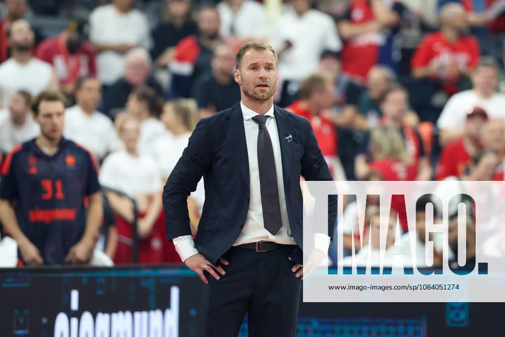 Anton Gavel (FC Bayern Basketball, Chef-Trainer), GER, FC Bayern Basketball vs. Partizan Mozzart Bet Belgrad, Basketball, Euroleague, 3. Spieltag, Saison 2026 2027, 02.10.2026, GER, FC Bayern Basketball vs. Partizan Mozzart Bet Belgrad, Basketball, Euroleague, 3. Spieltag, Saison 2026 2027, 02.10.2026 Muenchen