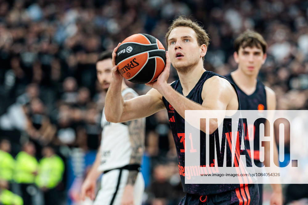 Rokas Jokubaitis (FC Bayern Muenchen, 31) shooting from the freethrow line during the Turkish Airlines EuroLeague match between FC Bayern Muenchen vs. Partizan Mozzart Bet Belgrade at SAP Garden on round 3 of Turkish Airlines EuroLeague on October 02, 2026 in Munich, Germany. Bavaria Germany