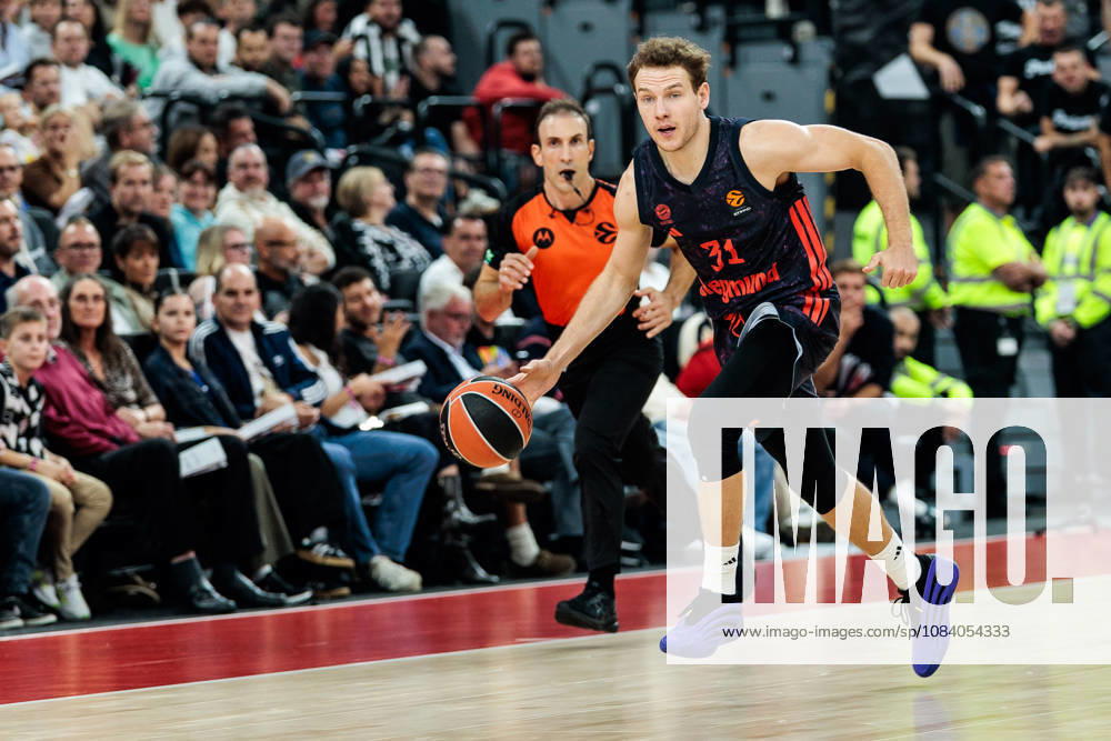 Rokas Jokubaitis (FC Bayern Muenchen, 31) controls the ball during the Turkish Airlines EuroLeague match between FC Bayern Muenchen vs. Partizan Mozzart Bet Belgrade at SAP Garden on round 3 of Turkish Airlines EuroLeague on October 02, 2026 in Munich, Germany. Bavaria Germany