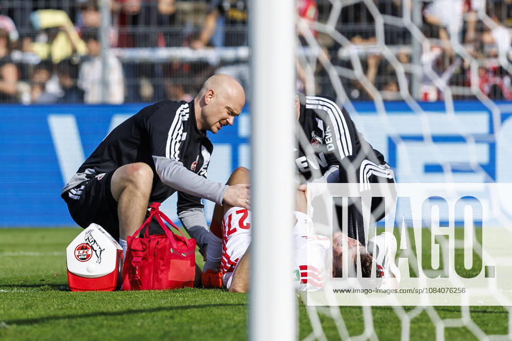 Thijs Dallinga (1. FC Köln, 27) injured himself during the friendly match between FC Viktoria Köln vs. 1. FC Köln at the Sportpark Hoehenberg on October 3, 2026 in Koeln, Germany. DFL REGULATIONS PROHIBIT ANY USE OF PHOTOGRAPHS AS IMAGE SEQUENCES AND OR QUASI-VIDEO. Nordrhein-Westfalen Germany