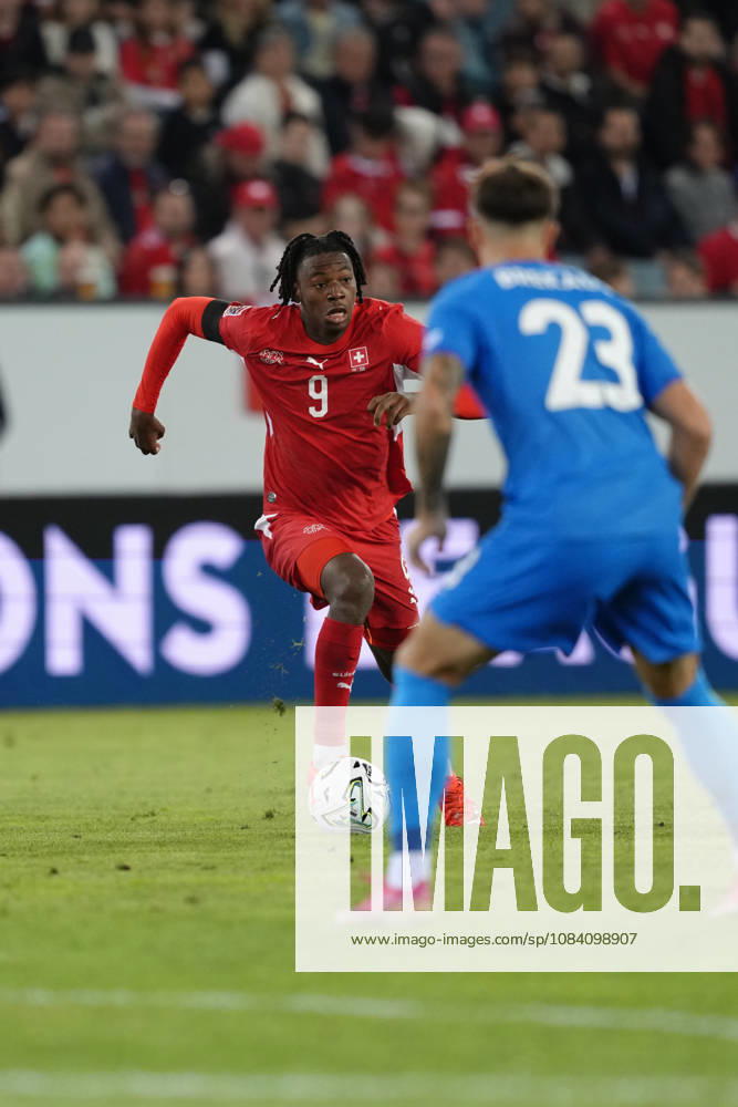 Johan Manzambi (9 SUI) in action during the UEFA Nations League match between Switzerland and Slovenia at thermoplan arena on October 03, 2026 in Luzern, Switzerland.