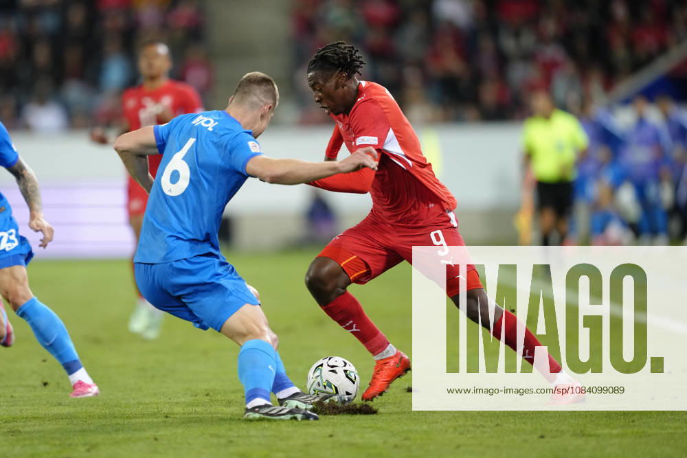 Johan Manzambi (9 SUI) in duel with Jaka Bijol (6 SLO) during the UEFA Nations League match between Switzerland and Slovenia at thermoplan arena on October 03, 2026 in Luzern, Switzerland.