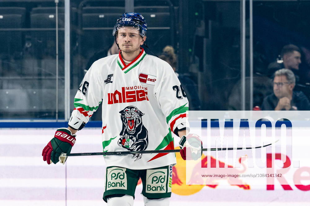 Alexander Blank (Augsburger Panther, 26) beim Warmup GER, EHC Red Bull Muenchen vs. Augsburger Panther, DEL, Saison 2026 2027, 6. Spieltag, 04.10.2026. Foto: HMB Media Heike Feiner