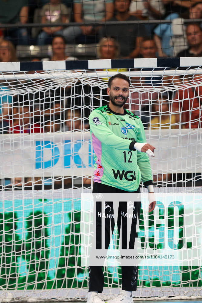 Mohamed El Tayar (TVB Stuttgart, 12) GER, TVB Stuttgart vs. TBV Lemgo Lippe, Handball, Opel Handball-Bundesliga, 6. Spieltag, Spielzeit 2026 2027, 04.10.2026 GER, TVB Stuttgart vs. TBV Lemgo Lippe, Handball, Opel Handball-Bundesliga, 6. Spieltag, Spielzeit 2026 2027, 04.10.2026 Stuttgart