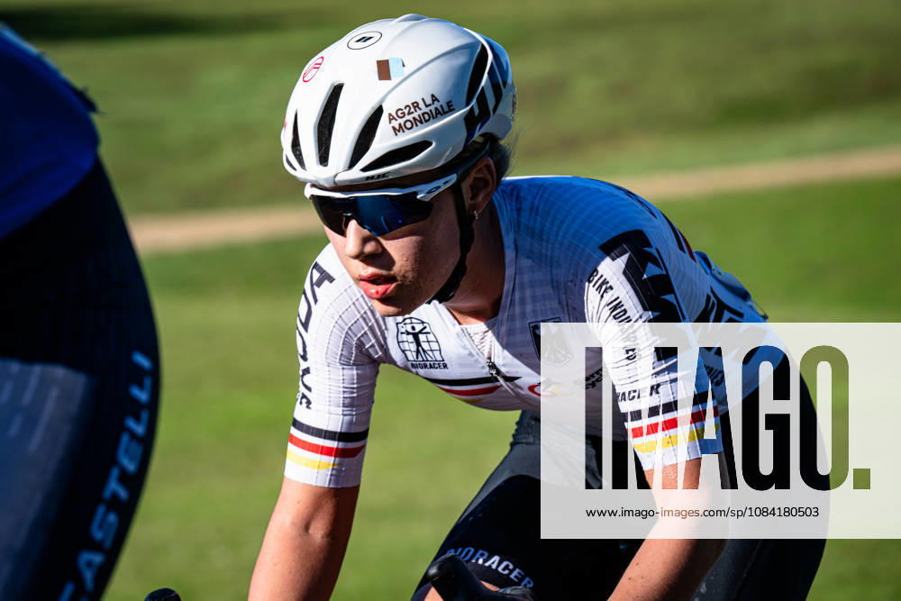 DWORATZEK Klara: UEC Road cycling, Rad, Radsport, Strasse European Championships - Ljubljana 2026 DWORATZEK Klara ( GER ) Germany Querformat - quer - horizontal - Landscape - Event Veranstaltung: UEC Road Cycling European Championships 2026 Ljubljana - Category Kategorie: Cycling - Road Cycling European Championships - Road Race Junior Women U19 - Location Ort: Europe Slovenia - Sencur - Å enÄur - Discipline: Road Race ( RR ) - Distance: 66,3 km - Date Datum: 04.10.2026 Sunday Day 3 -