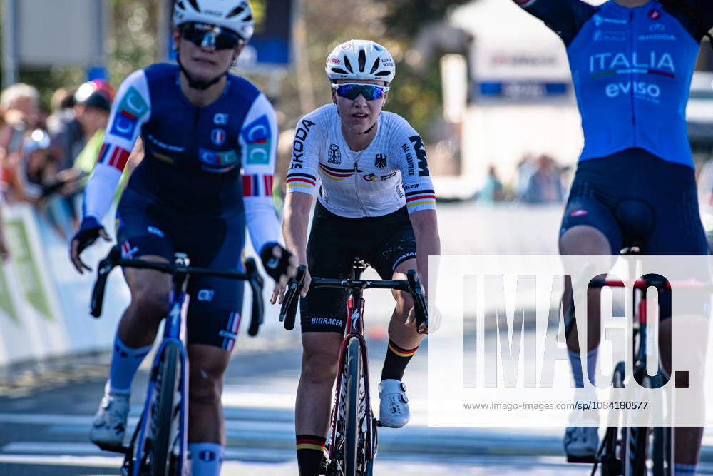 DWORATZEK Klara: UEC Road cycling, Rad, Radsport, Strasse European Championships - Ljubljana 2026 DWORATZEK Klara ( GER ) Germany Querformat - quer - horizontal - Landscape - Event Veranstaltung: UEC Road Cycling European Championships 2026 Ljubljana - Category Kategorie: Cycling - Road Cycling European Championships - Road Race Junior Women U19 - Location Ort: Europe Slovenia - Sencur - Å enÄur - Discipline: Road Race ( RR ) - Distance: 66,3 km - Date Datum: 04.10.2026 Sunday Day 3 -